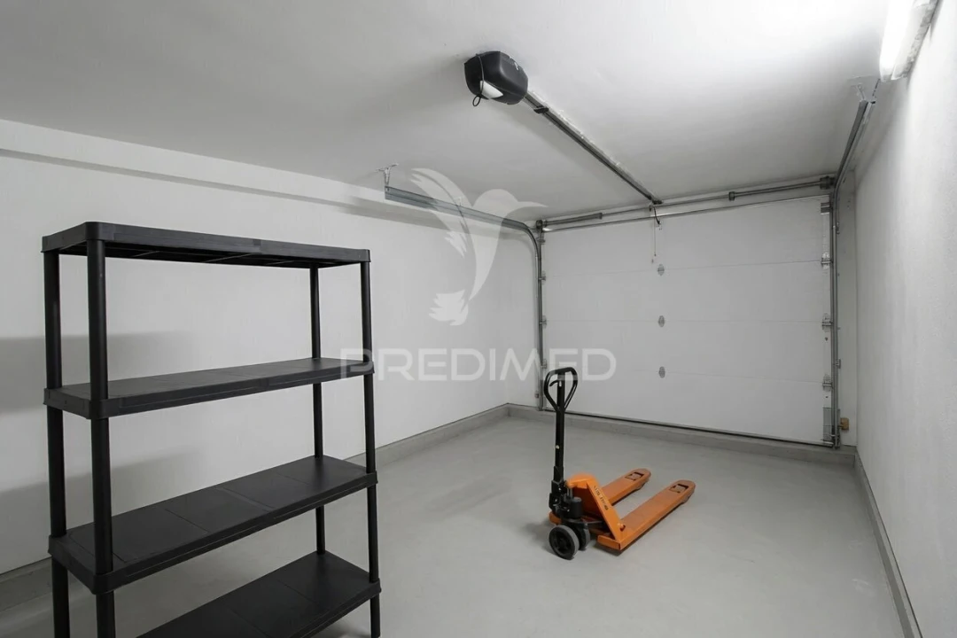 Armazém para Venda em Pechão Foto 3