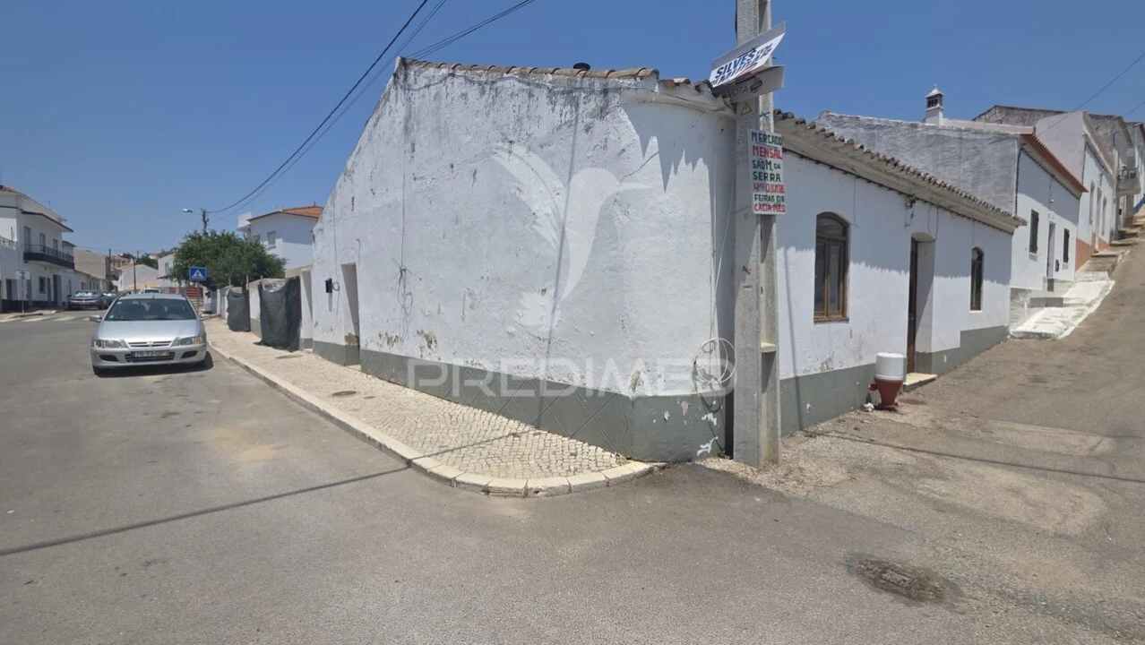 Moradia T2 para Venda em São Marcos da Serra Foto 4