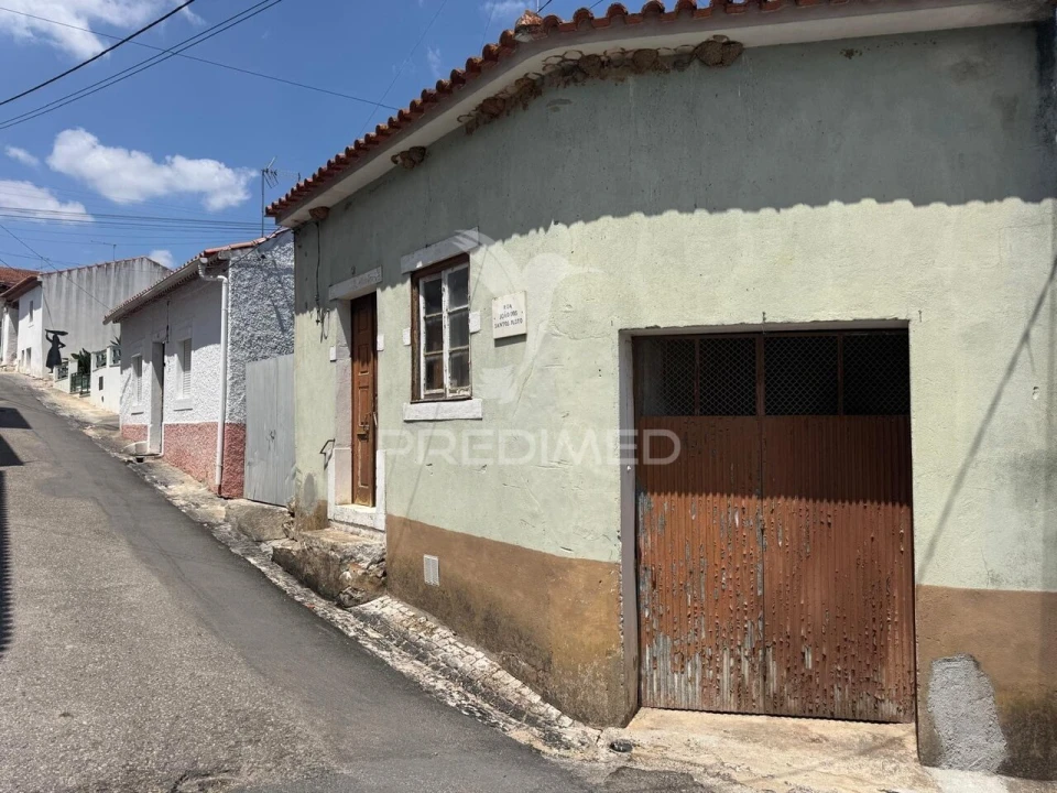 Moradia T2 para Venda em Malhou, Louriceira e Espinheiro Foto 3