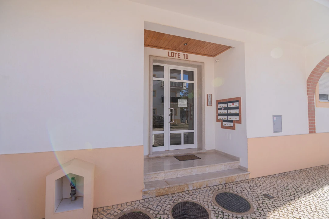 Apartamento T3 para Venda em Odiaxere Foto 4