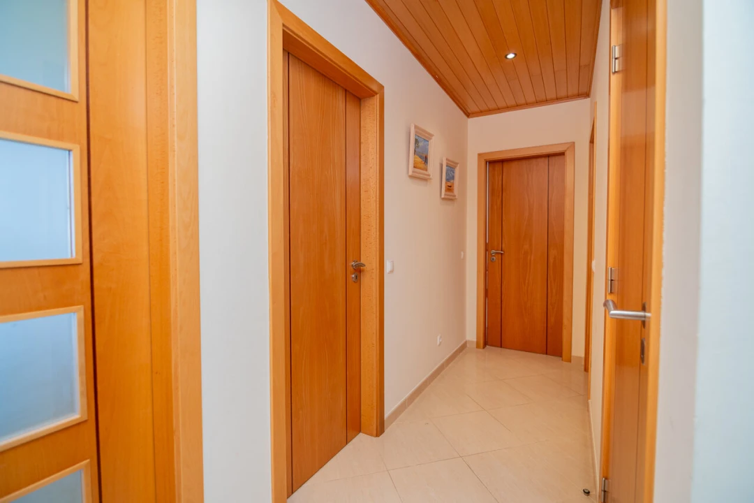 Apartamento T3 para Venda em Odiaxere Foto 18