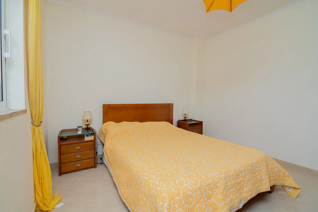 Apartamento T3 para Venda em Odiaxere Foto 24