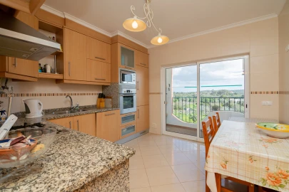 Apartamento T3 para Venda em Odiaxere