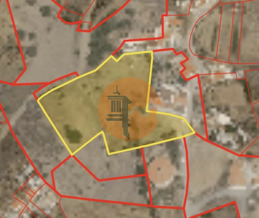 Terreno para Venda em Azinhal Foto 2