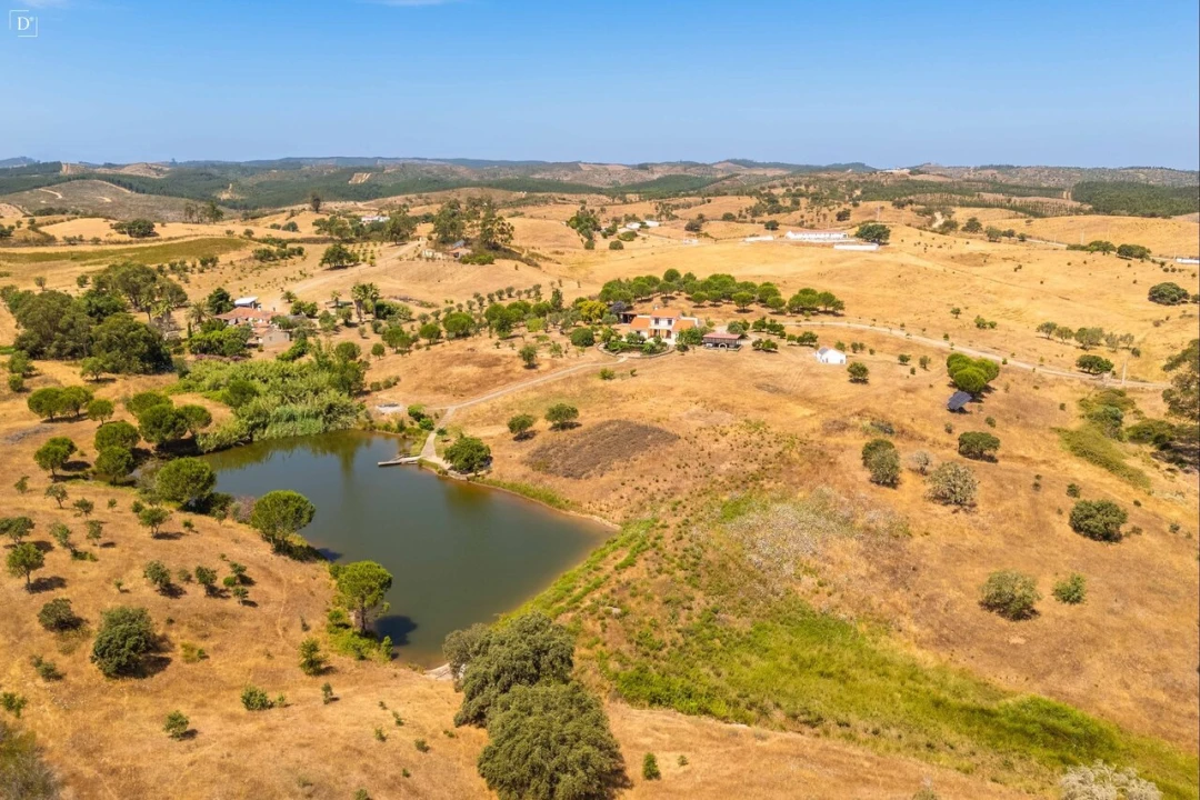 Moradia T4 para Venda em Ourique Foto 37