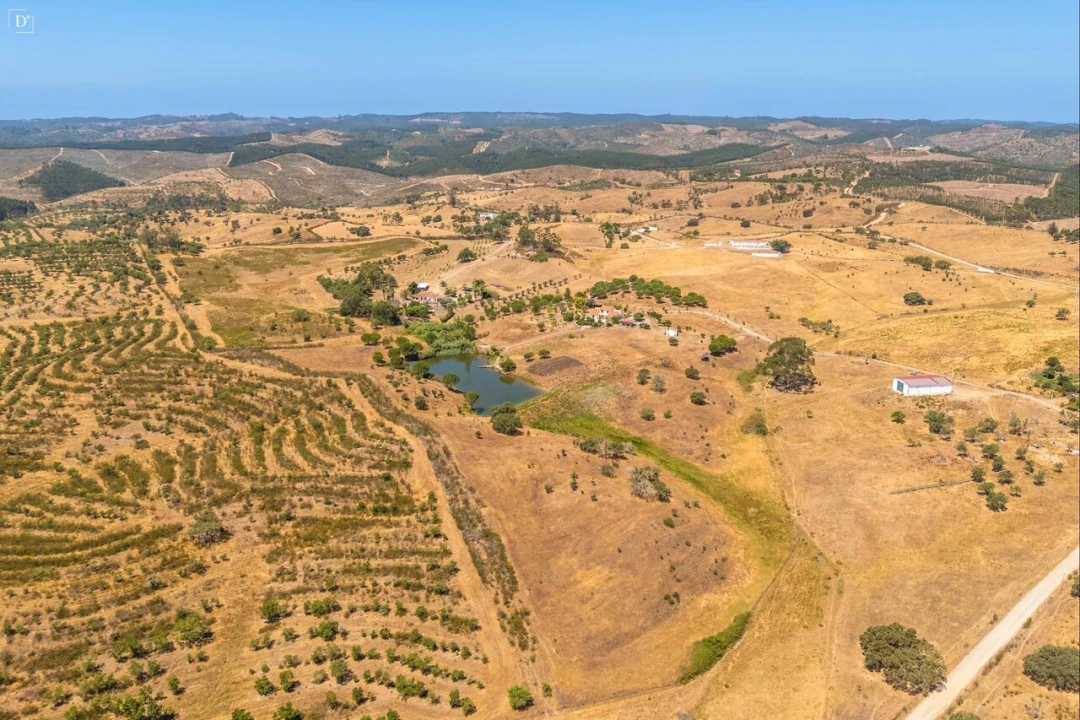 Moradia T4 para Venda em Ourique Foto 34