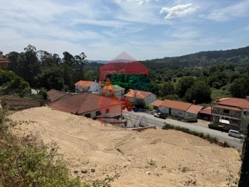 Moradia T3 para Venda em Esqueiros, Nevogilde e Travassós