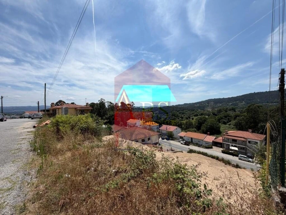 Moradia T3 para Venda em Esqueiros, Nevogilde e Travassós Foto 18