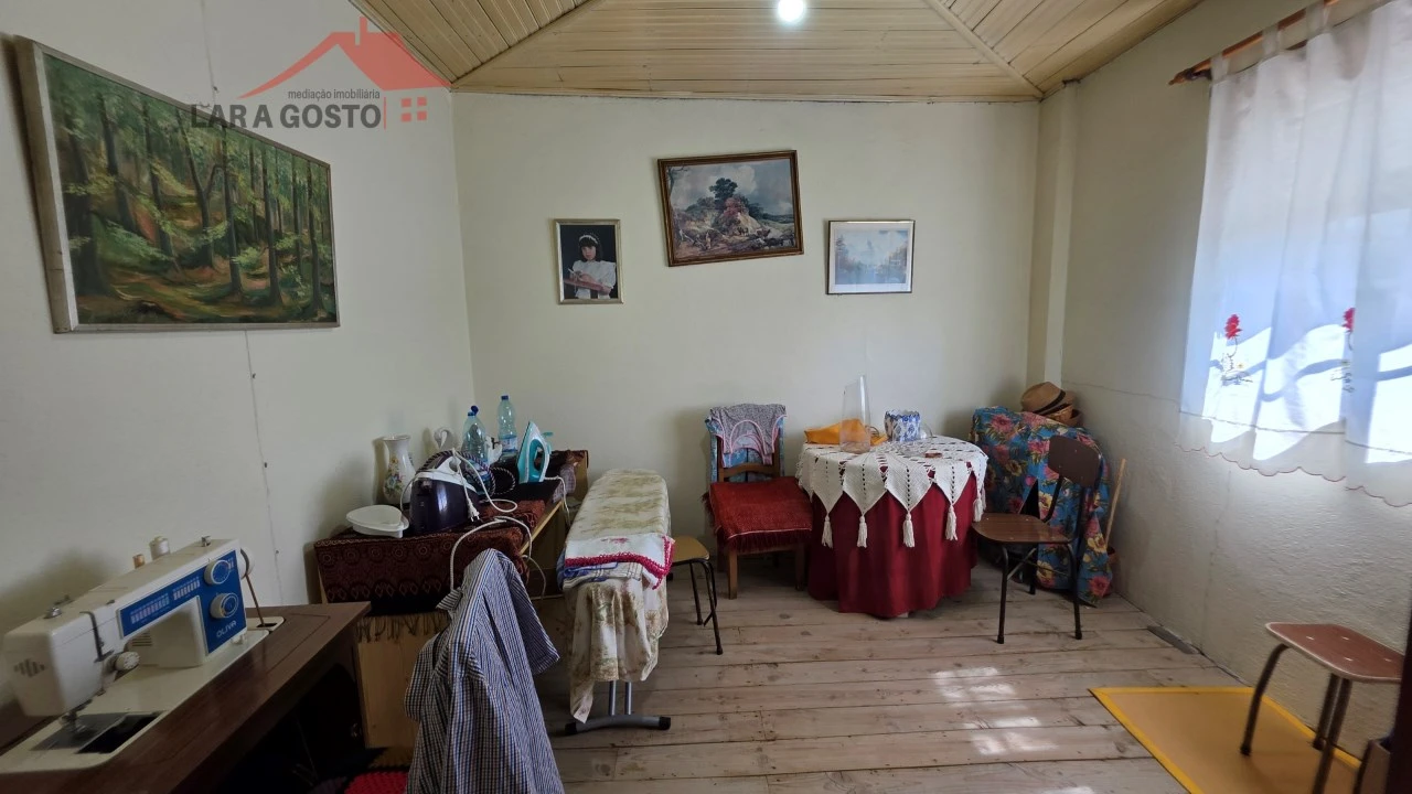Moradia T7 para Venda em Lagoa Foto 32