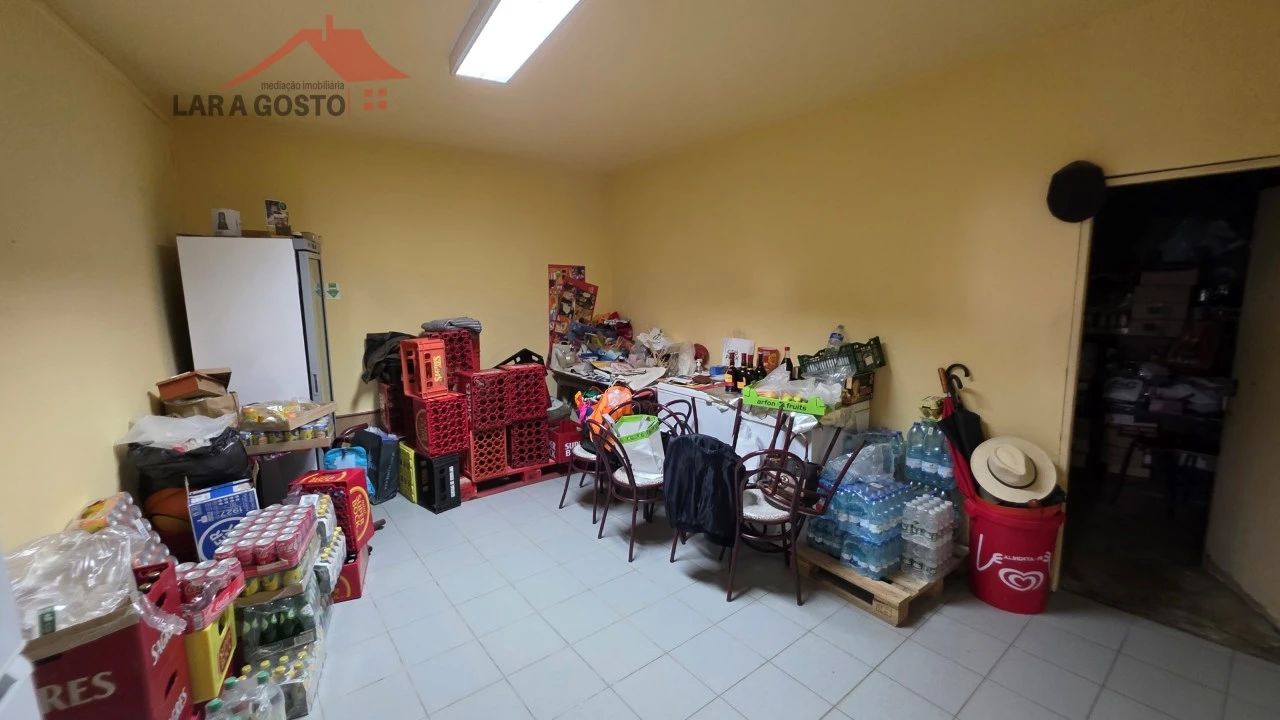 Moradia T7 para Venda em Lagoa Foto 39