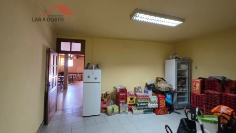 Moradia T7 para Venda em Lagoa