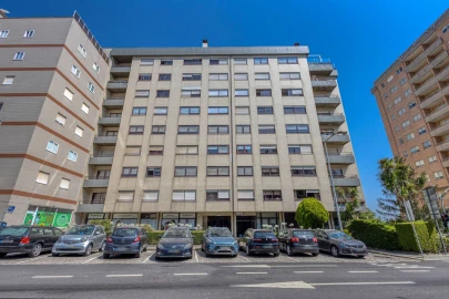 Apartamento T3 para Venda em Santa Marinha e São Pedro da Afurada