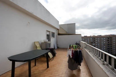 Apartamento T2 para Venda em Carregado e Cadafais