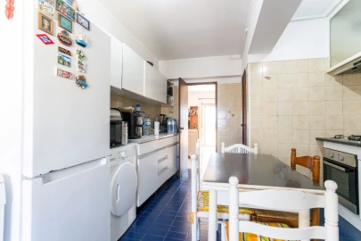 Apartamento T2 para Venda em Carregado e Cadafais