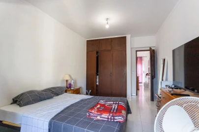 Apartamento T2 para Venda em Carregado e Cadafais
