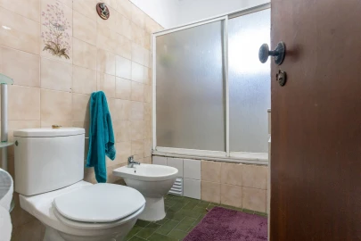 Apartamento T2 para Venda em Carregado e Cadafais