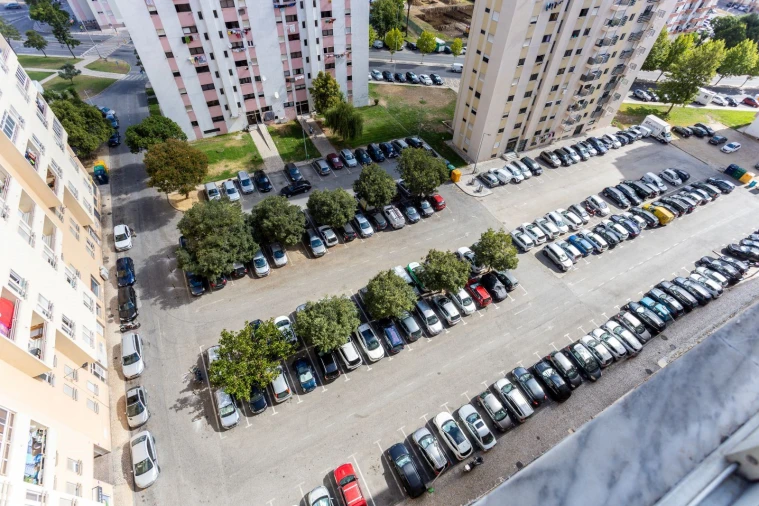 Apartamento T2 para Venda em Carregado e Cadafais Foto 13