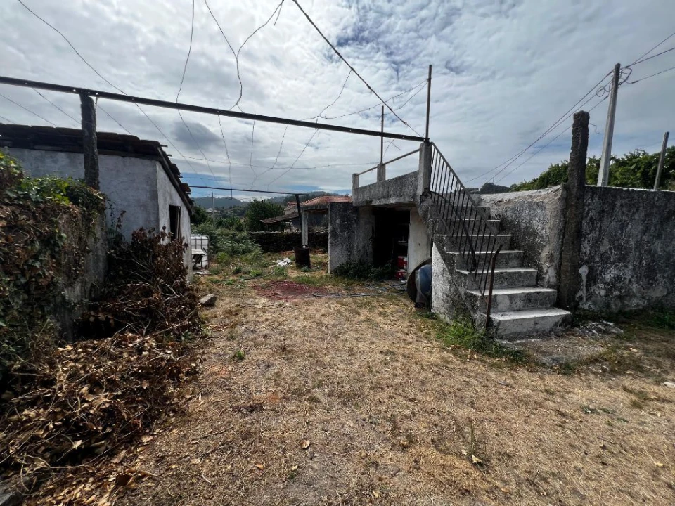Moradia T3 para Venda em Telões Foto 9
