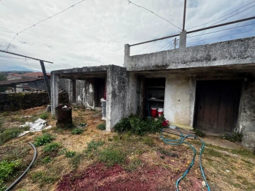 Moradia T3 para Venda em Telões