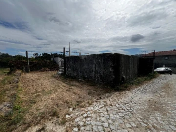 Moradia T3 para Venda em Telões