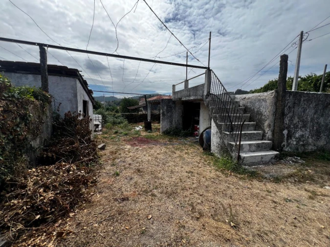 Moradia T3 para Venda em Telões Foto 9