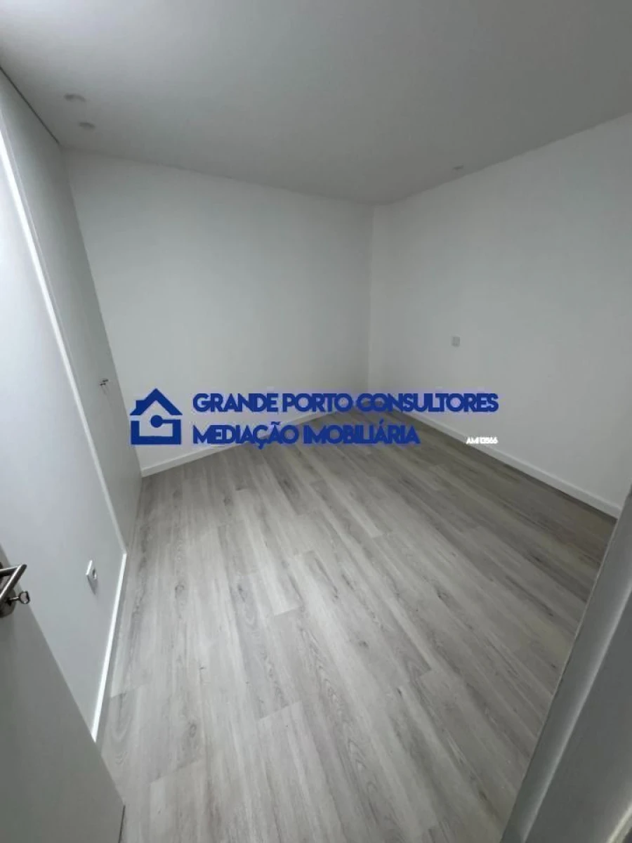 Apartamento T2 para Arrendamento em Matosinhos e Leça da Palmeira Foto 2