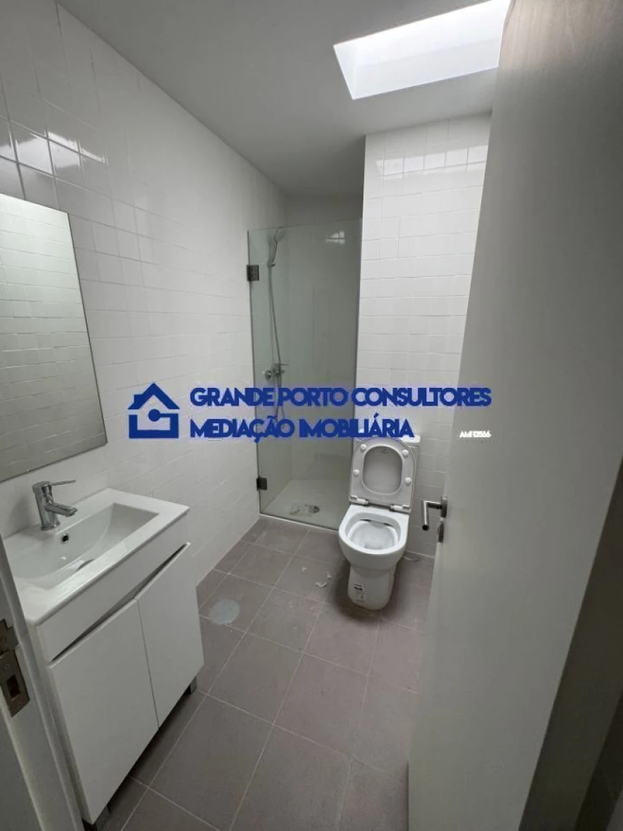 Apartamento T2 para Arrendamento em Matosinhos e Leça da Palmeira Foto 10