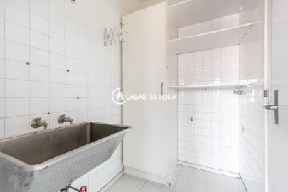 Apartamento T2 para Venda em Oeiras e São Julião da Barra, Paço de Arcos e Caxias