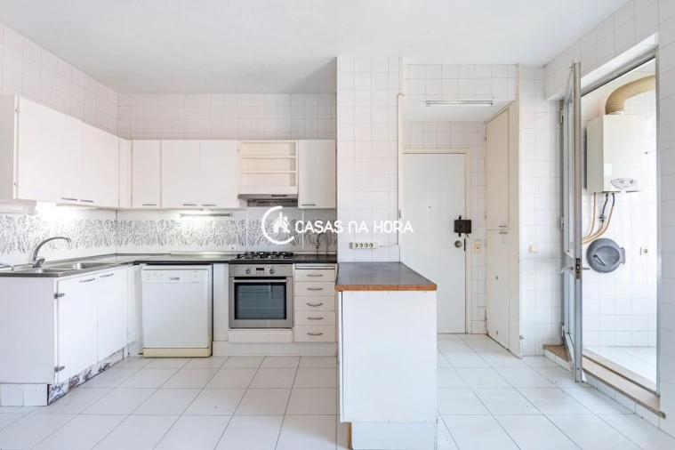 Apartamento T2 para Venda em Oeiras e São Julião da Barra, Paço de Arcos e Caxias Foto 15