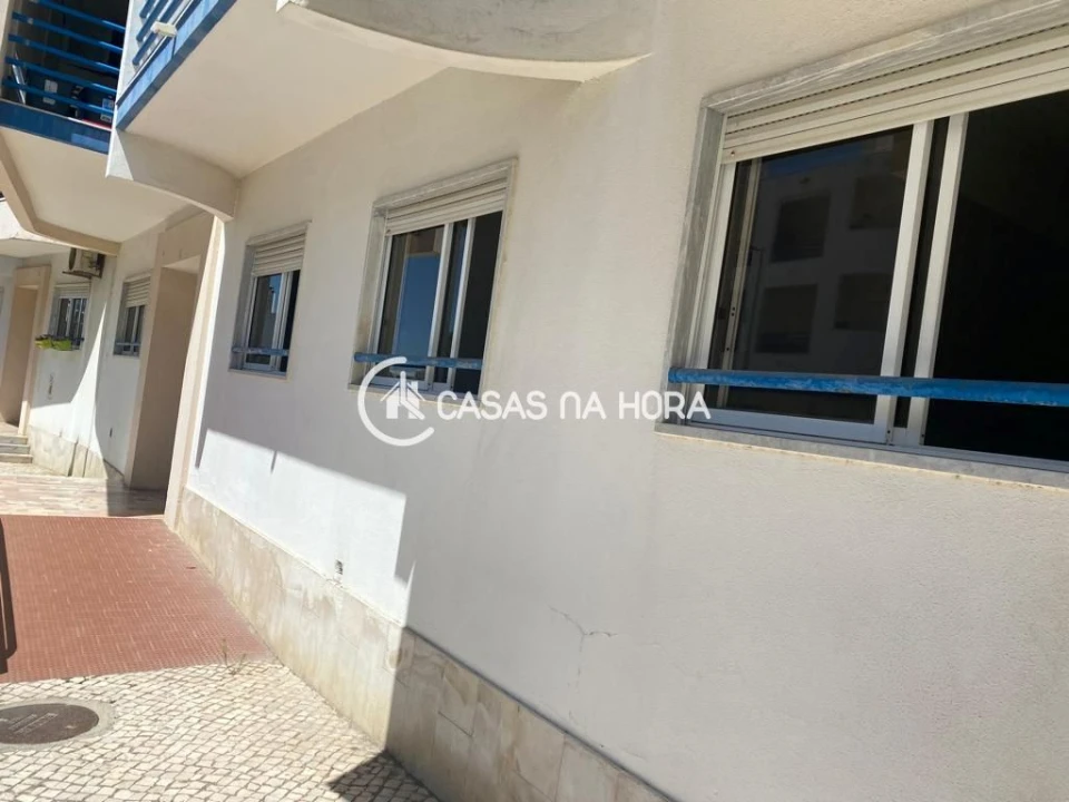 Apartamento T2 para Arrendamento em Charneca de Caparica e Sobreda Foto 13