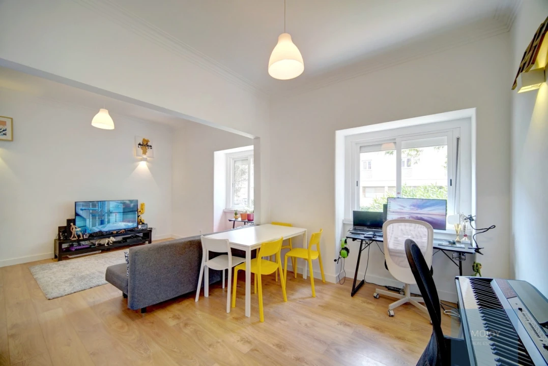 Apartamento T3 para Venda em Cascais e Estoril Foto 1