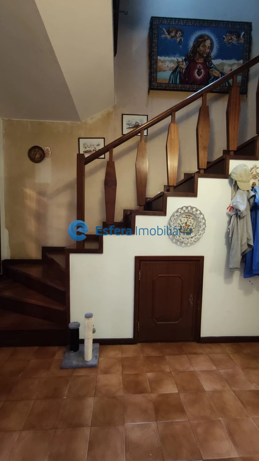 Moradia T4 para Venda em Arcozelo Foto 8
