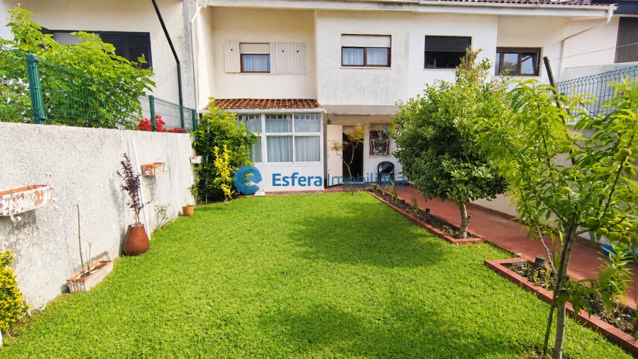 Moradia T4 para Venda em Arcozelo Foto 26