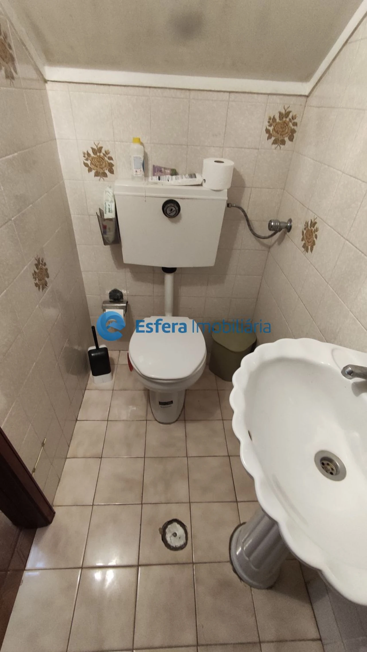 Moradia T4 para Venda em Arcozelo Foto 9