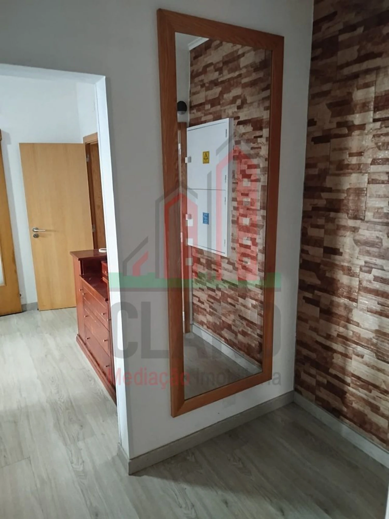 Apartamento T3 para Arrendamento em Santo Antonio dos Olivais Foto 11