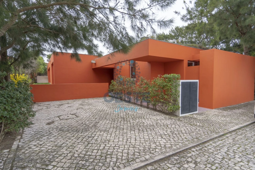 Moradia T3 para Arrendamento em Vau Foto 1