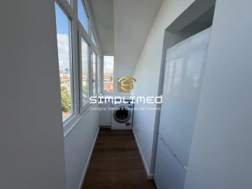 Apartamento T2 para Venda em Venteira
