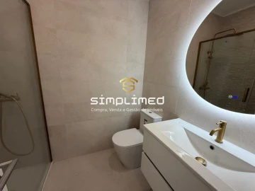 Apartamento T2 para Venda em Venteira