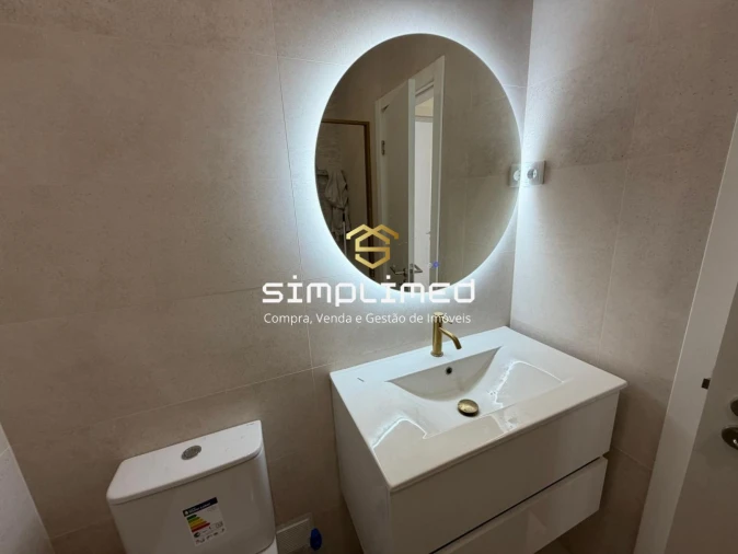 Apartamento T2 para Venda em Venteira Foto 22