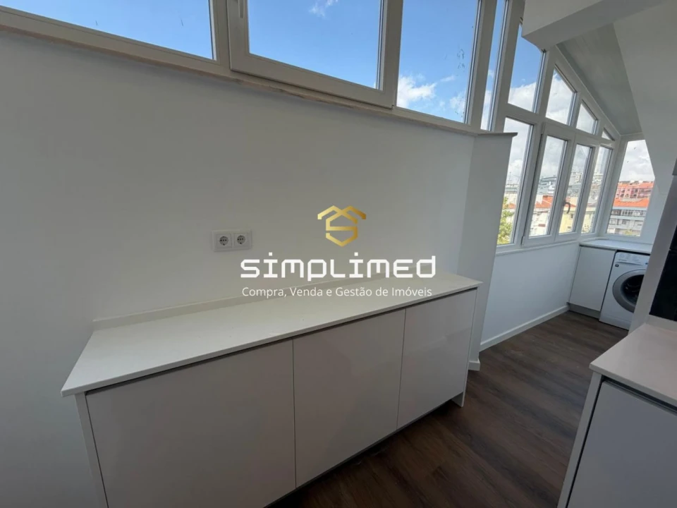Apartamento T2 para Venda em Venteira Foto 9