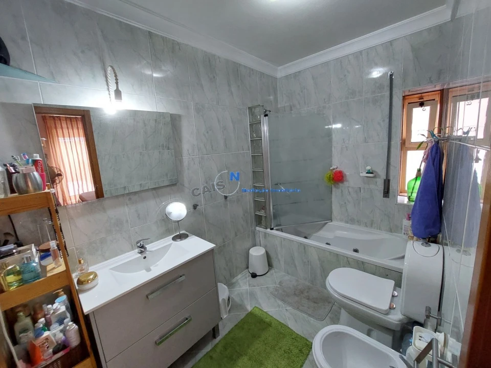Apartamento T2 para Venda em Fânzeres e São Pedro da Cova Foto 21