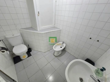 Loja para Venda em Estreito de Camara de Lobos