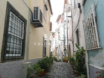 Apartamento T0 para Venda em Santa Maria Maior