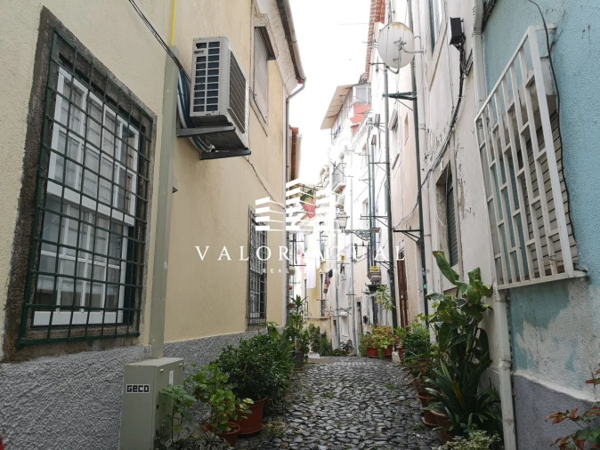 Apartamento T0 para Venda em Santa Maria Maior Foto 22