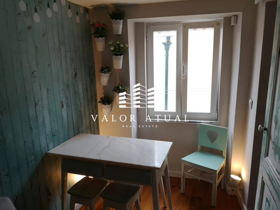 Apartamento T0 para Venda em Santa Maria Maior Foto 4