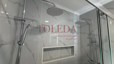 Apartamento T4 para Venda em Amora