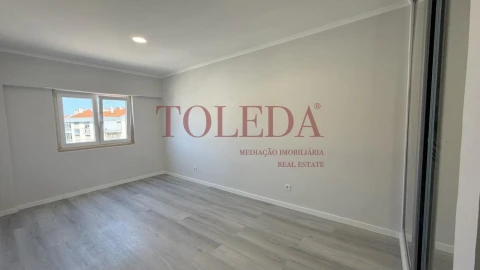 Apartamento T4 para Venda em Amora