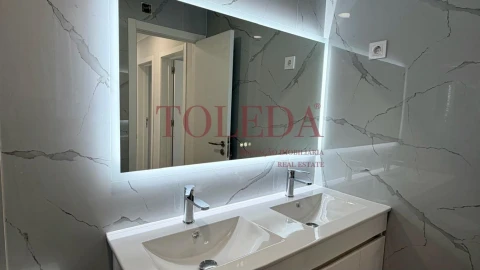 Apartamento T4 para Venda em Amora