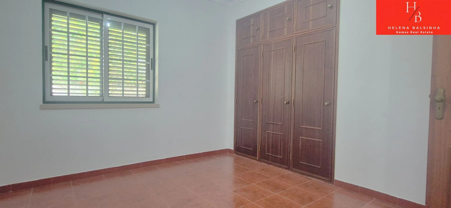 Quinta T4 para Venda em Vale da Pedra Foto 17