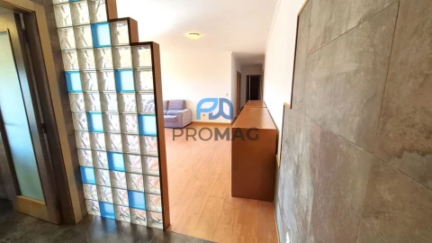 Apartamento T3 para Venda em Alfena